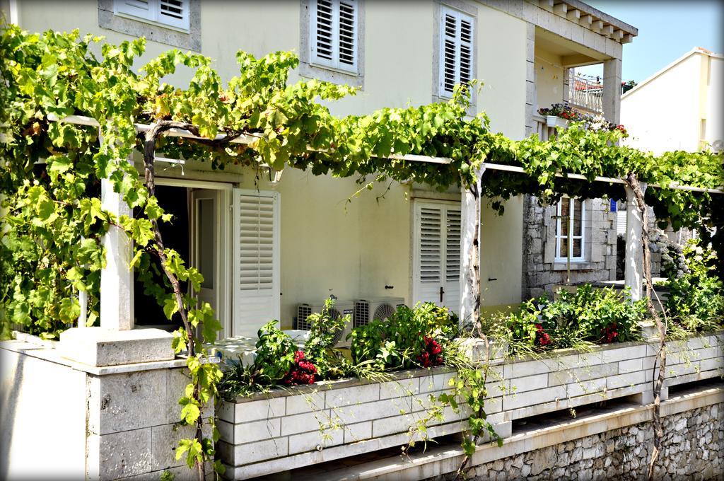 Apartments Lumbarda Dış mekan fotoğraf